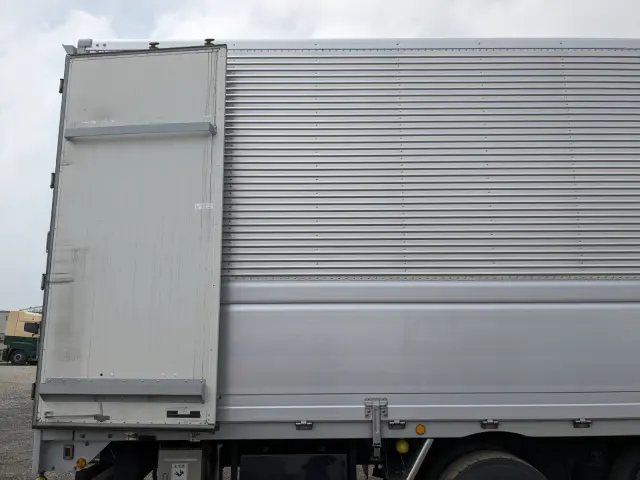 UD クオン 2PG-CG5CA(8x4)の写真34