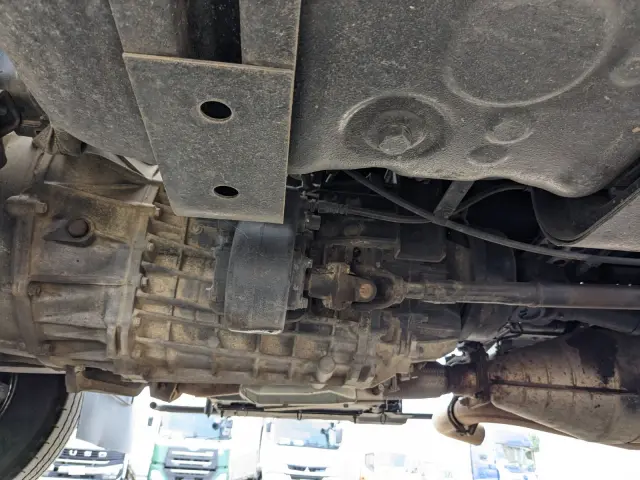 いすゞ フォワード TKG-FRR90S2(2WD)の写真19