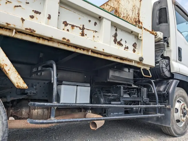 いすゞ フォワード TKG-FRR90S2(2WD)の写真32