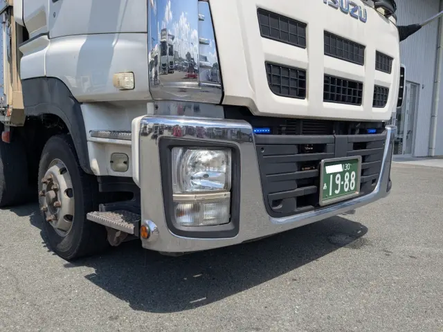 いすゞ ギガ QKG-CYJ77A(8x4)の写真23