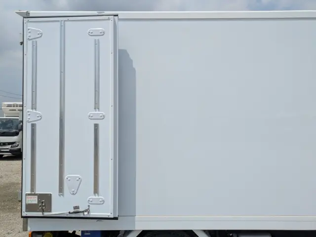日野 デュトロ 2WG-XZU606N(2WD)の写真33