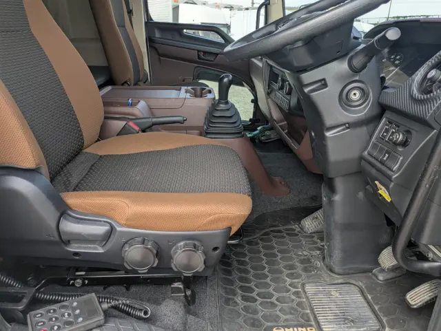 日野 レンジャー 2KG-FD2ABG(2WD)の写真23