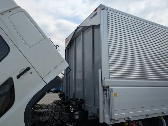 日野 レンジャー 2KG-FD2ABG(2WD)の写真46