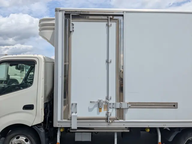 日野 デュトロ TKG-XZU712M(2WD)の写真29