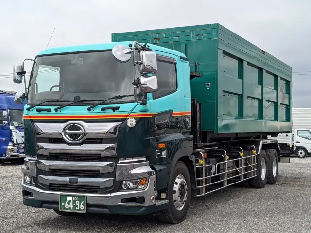日野 プロフィア 2DG-FS1AHA(6x4)の写真2