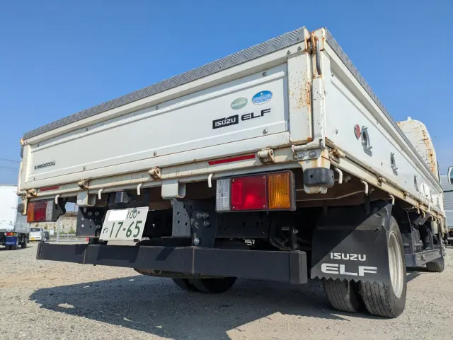 いすゞ エルフ TPG-NPR85AR(2WD)の写真8
