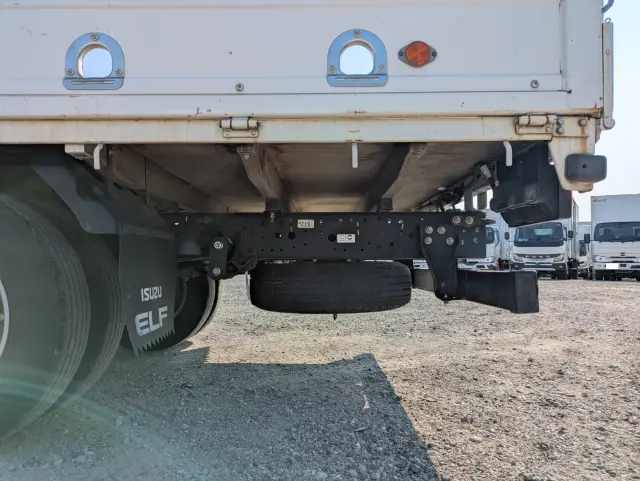 いすゞ エルフ TPG-NPR85AR(2WD)の写真17