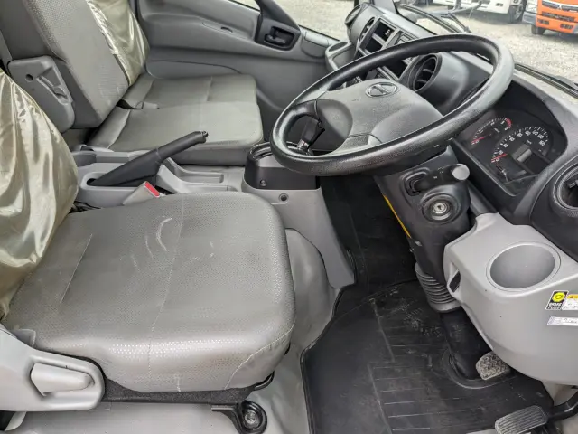 日野 デュトロ TPG-XZU710M(2WD)の写真28