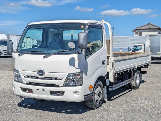 日野 デュトロ 2RG- XZU712M(2WD)の写真1
