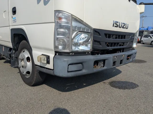 いすゞ エルフ 2RG-NJR88A(2WD)の写真25
