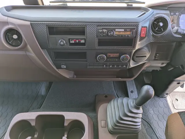 日野 レンジャー 2KG-FD2ABG(2WD)の写真12