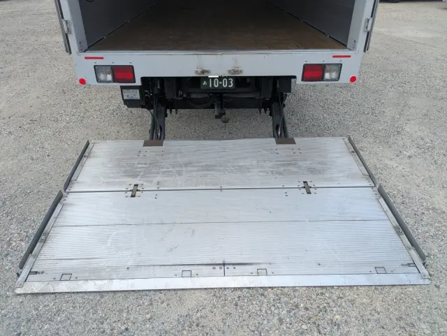 日野 レンジャー 2KG-FD2ABG(2WD)の写真19