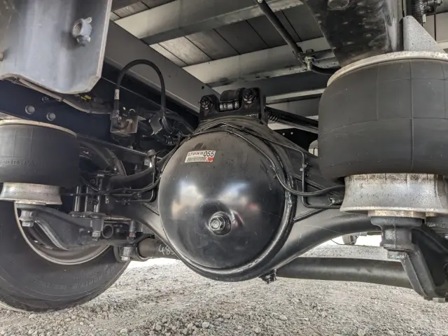 いすゞ フォワード 2RG-FRR90T2(2WD)の写真22