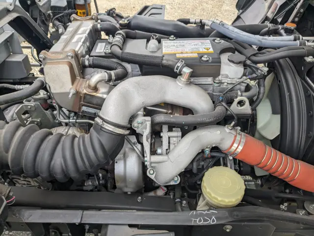 いすゞ フォワード 2RG-FRR90T2(2WD)の写真37