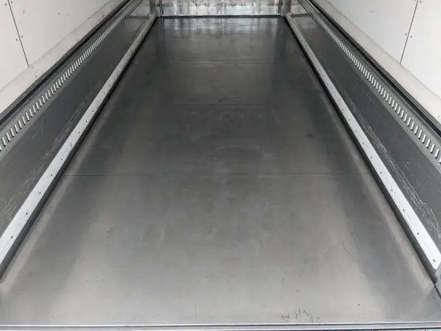 日野 レンジャー 2KG-GD2ABG(2WD)の写真12
