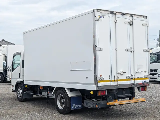 いすゞ エルフ 2RG-NPR88AN(2WD)の写真3
