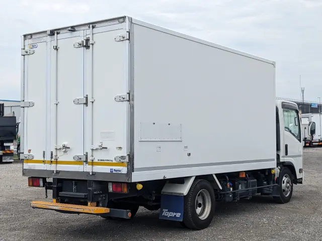 いすゞ エルフ 2RG-NPR88AN(2WD)の写真4