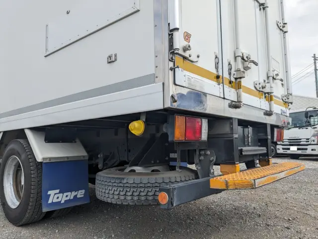 いすゞ エルフ 2RG-NPR88AN(2WD)の写真7
