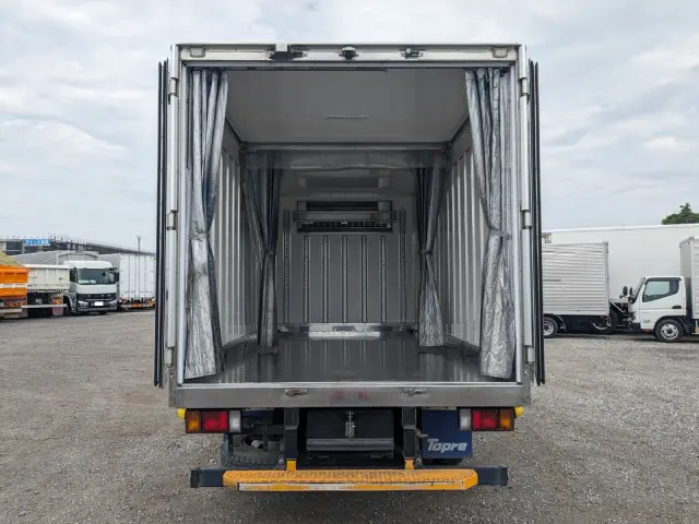いすゞ エルフ 2RG-NPR88AN(2WD)の写真8