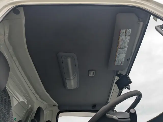 いすゞ エルフ 2RG-NPR88AN(2WD)の写真24