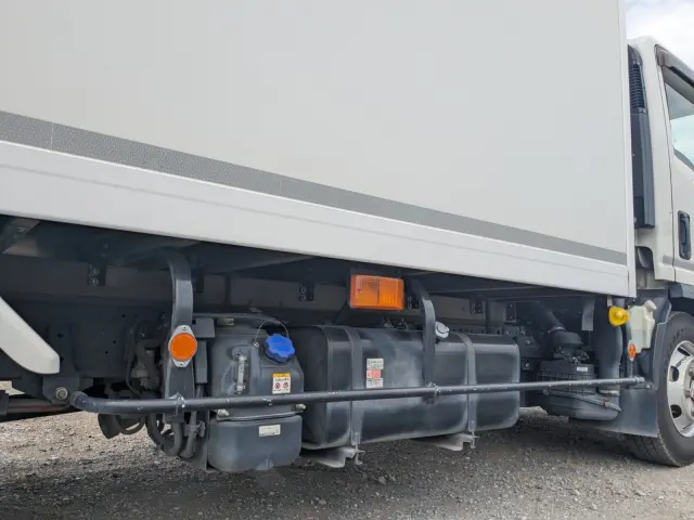 いすゞ エルフ 2RG-NPR88AN(2WD)の写真36