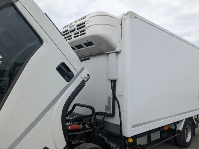 いすゞ エルフ 2RG-NPR88AN(2WD)の写真38
