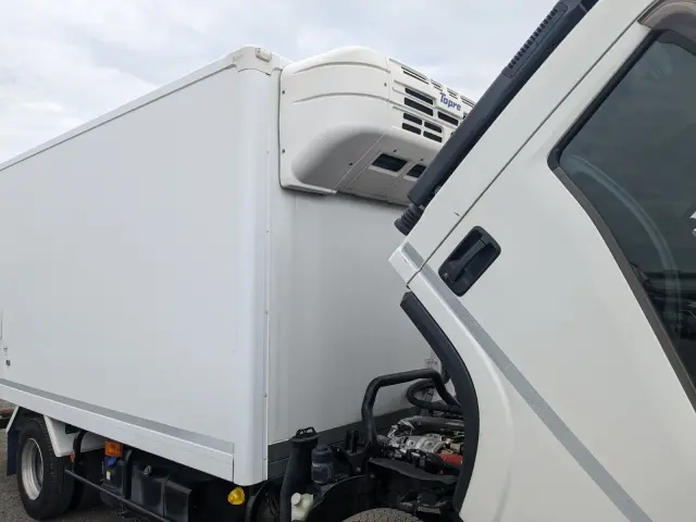 いすゞ エルフ 2RG-NPR88AN(2WD)の写真42