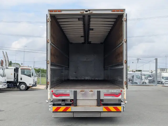 UD クオン 2PG-CD5CA(6x2)の写真8