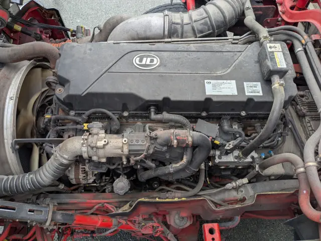 UD クオン 2PG-CD5CA(6x2)の写真40
