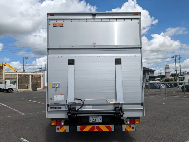三菱 ファイター 2KG-FK65F(2WD)の写真5
