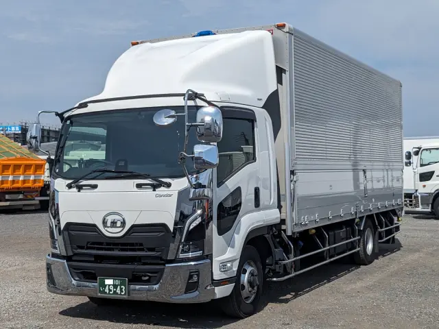 UD コンドル 2RG-BRR90T4(2WD)の写真1