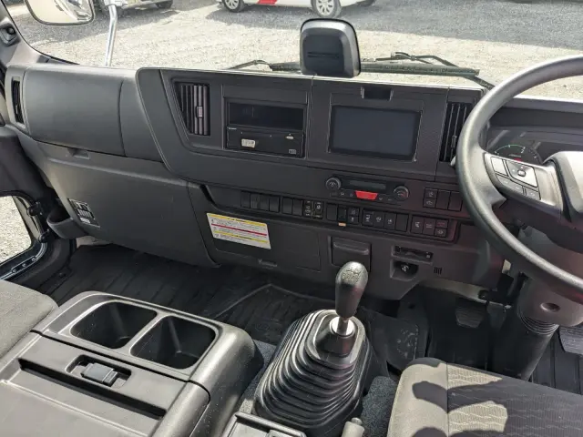 UD コンドル 2RG-BRR90T4(2WD)の写真25