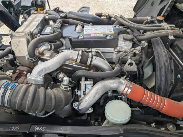 UD コンドル 2RG-BRR90T4(2WD)の写真46