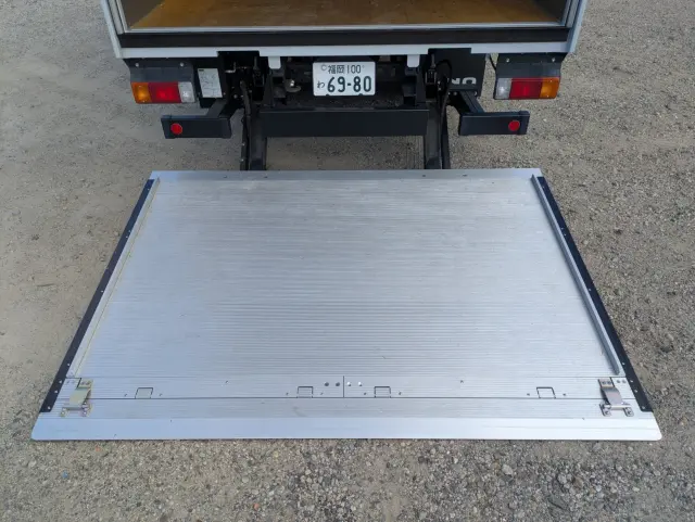 日野 デュトロ 2KG-XZU712M(2WD)の写真13
