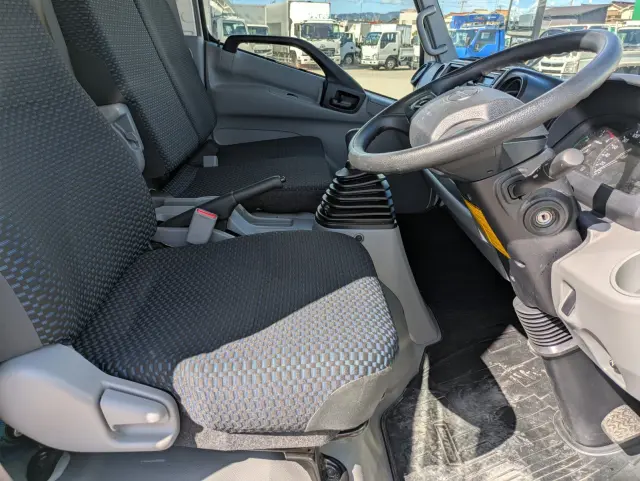日野 デュトロ 2KG-XZU712M(2WD)の写真20