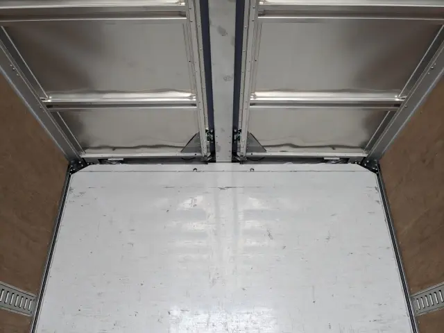 UD コンドル 2RG-BRR90T4(2WD)の写真16