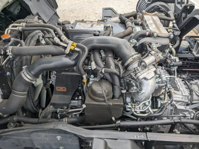 UD コンドル 2RG-BRR90T4(2WD)の写真42