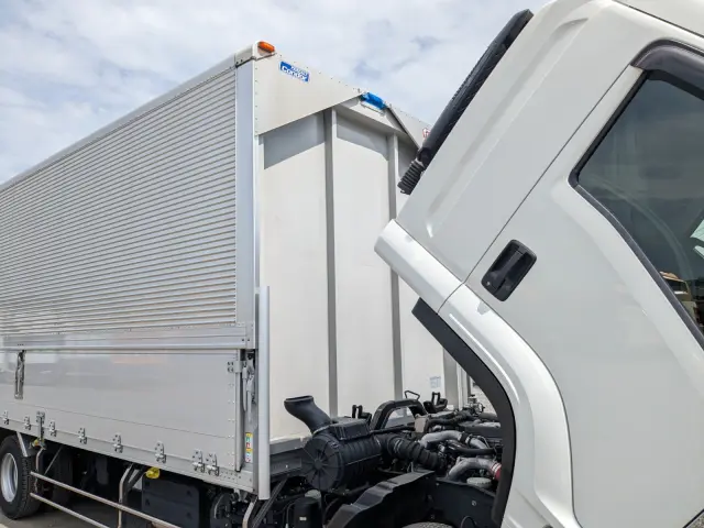 UD コンドル 2RG-BRR90T4(2WD)の写真47