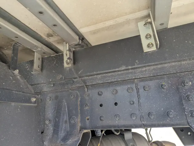 三菱 キャンター 2RG-FBAV0(2WD)の写真21