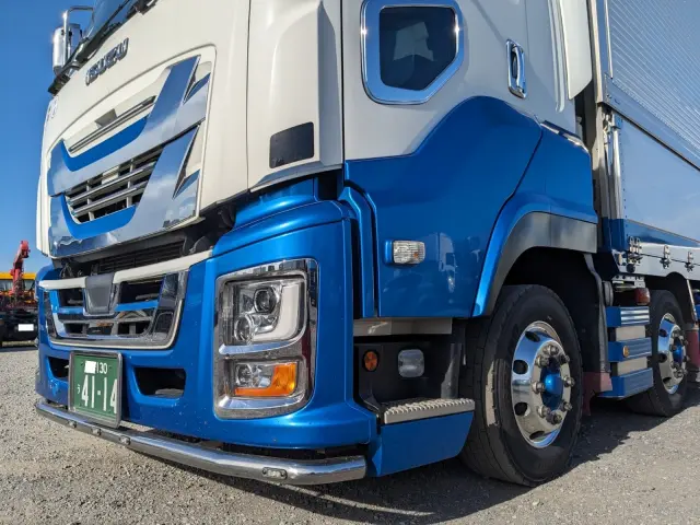 いすゞ ギガ 2PG-CYJ77Cの写真28