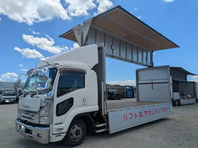 いすゞ フォワード 2RG-FRR90T2(2WD)の写真36