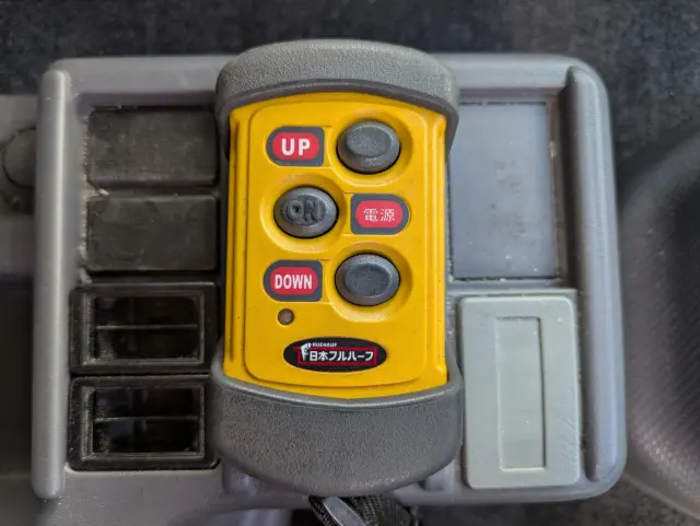 いすゞ フォワード 2RG-FRR90T2(2WD)の写真41