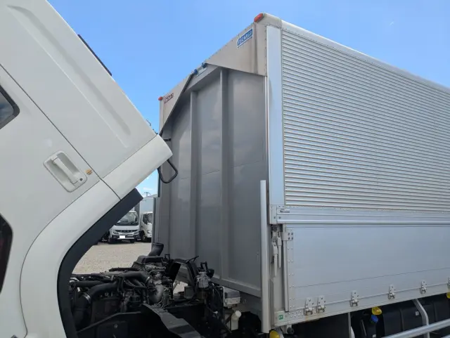 いすゞ フォワード 2RG-FRR90T2(2WD)の写真43