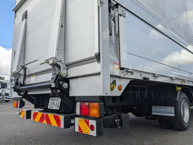 三菱 ファイター 2KG-FK65F(2WD)の写真6