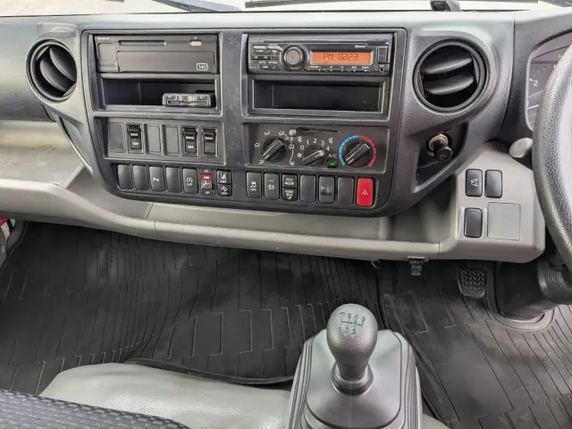 日野 デュトロ 2RG-XZU710M(2WD)の写真24