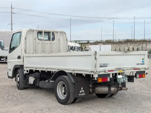 三菱 キャンター 2RG-FBA20(2WD)の写真5