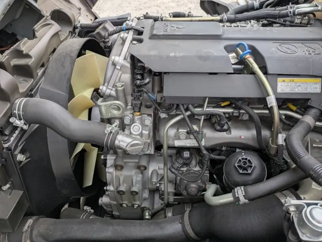 三菱 キャンター 2RG-FBA20(2WD)の写真21
