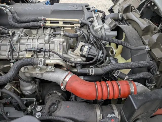 三菱 キャンター 2RG-FBA20(2WD)の写真23