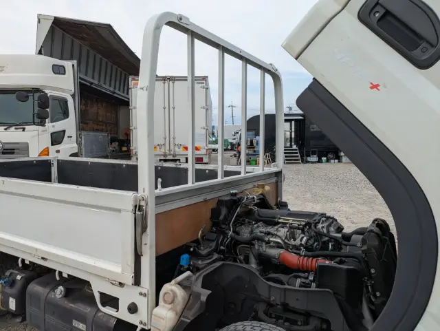 三菱 キャンター 2RG-FBA20(2WD)の写真24