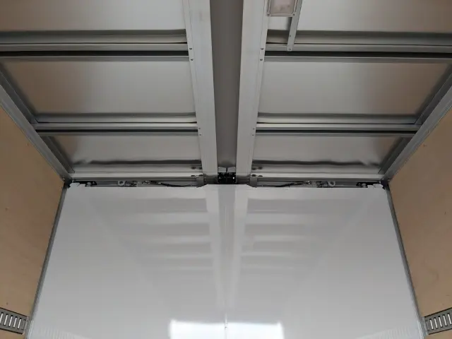三菱 ファイター 2KG-FK65F(2WD)の写真17